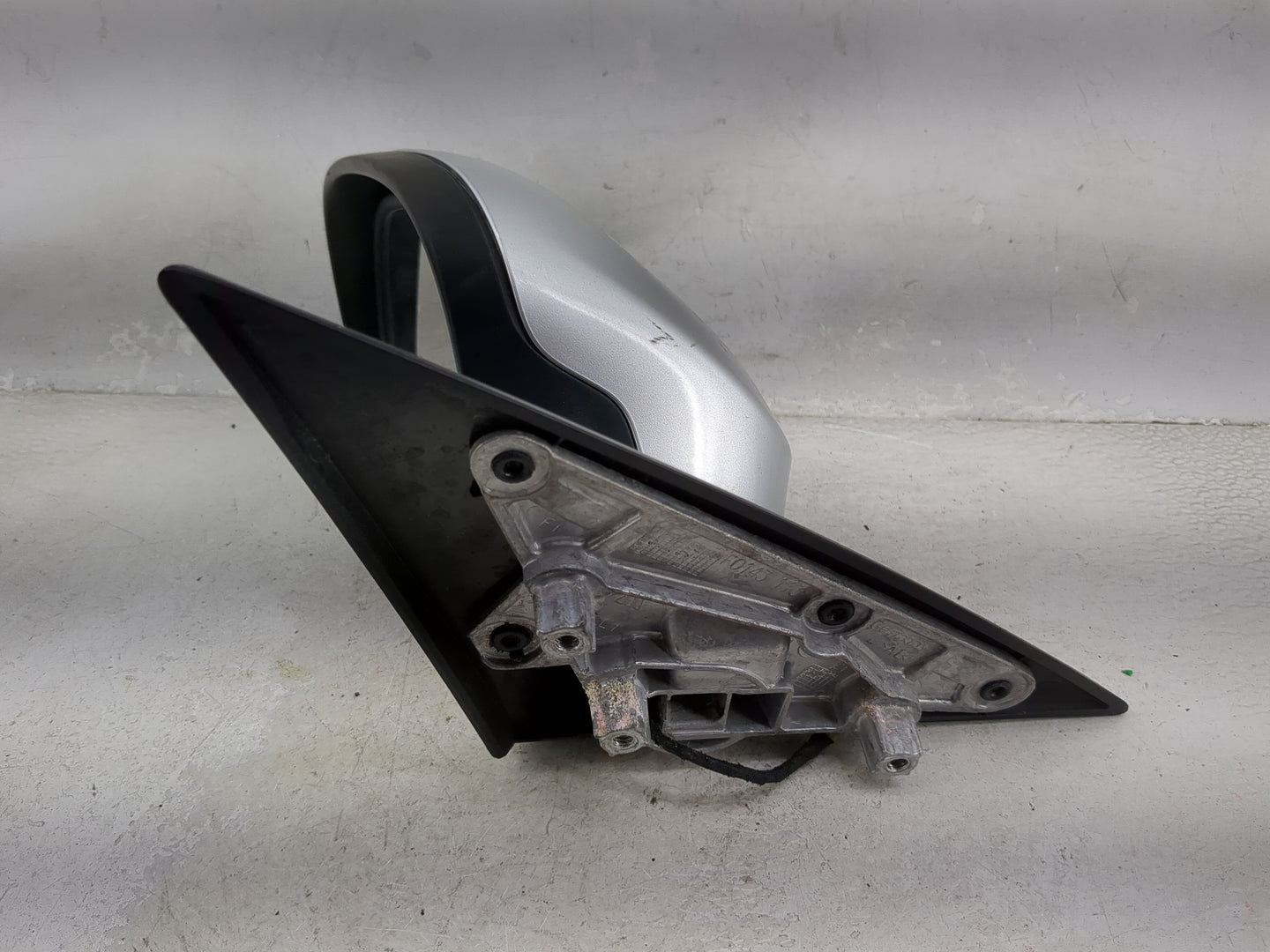 2010-2013 Bmw 335 Driver Side View Mirror - Left Door Mirror OEM Used - Oemusedautoparts1.com