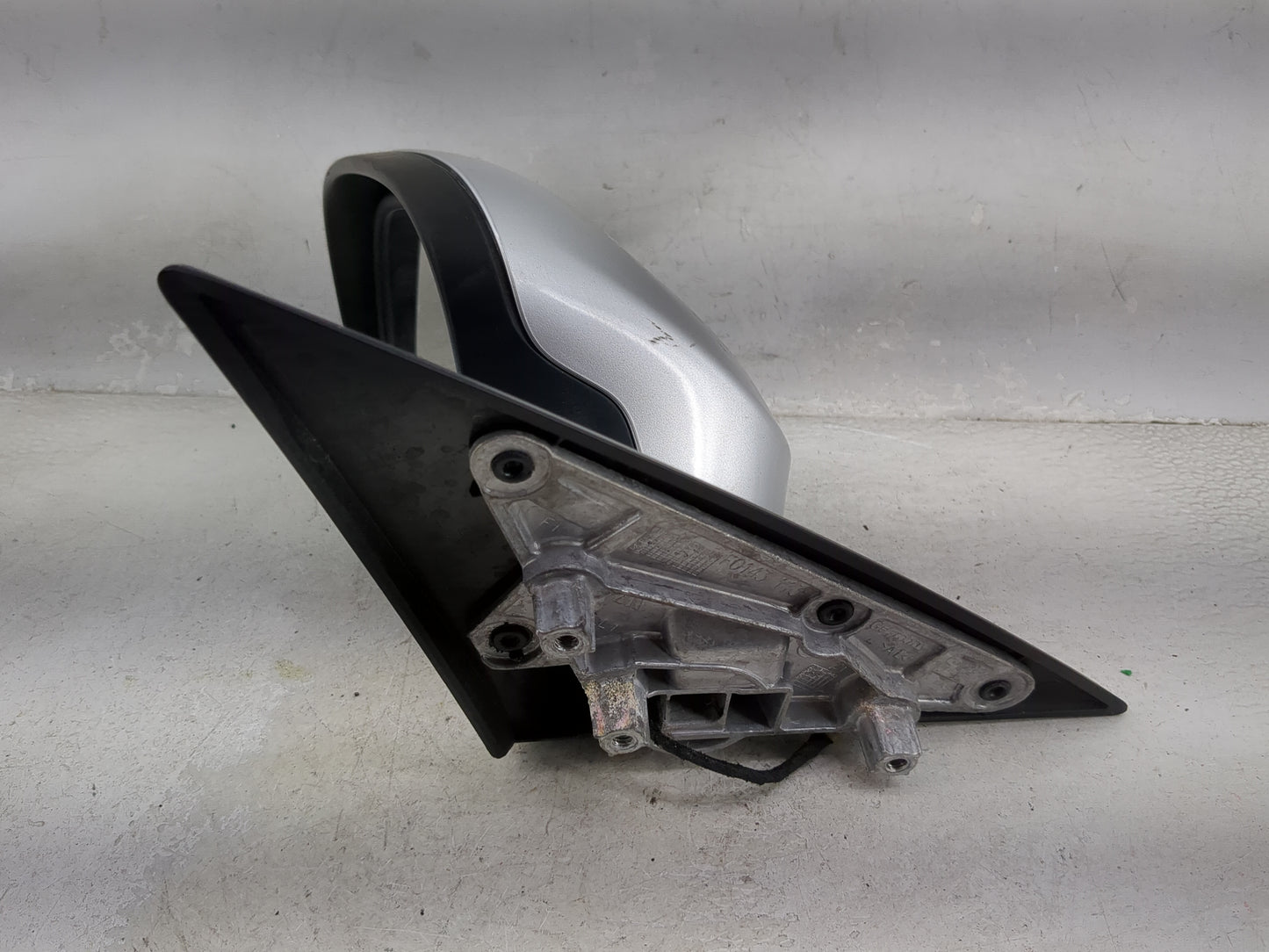 2010-2013 Bmw 335 Driver Side View Mirror - Left Door Mirror OEM Used - Oemusedautoparts1.com