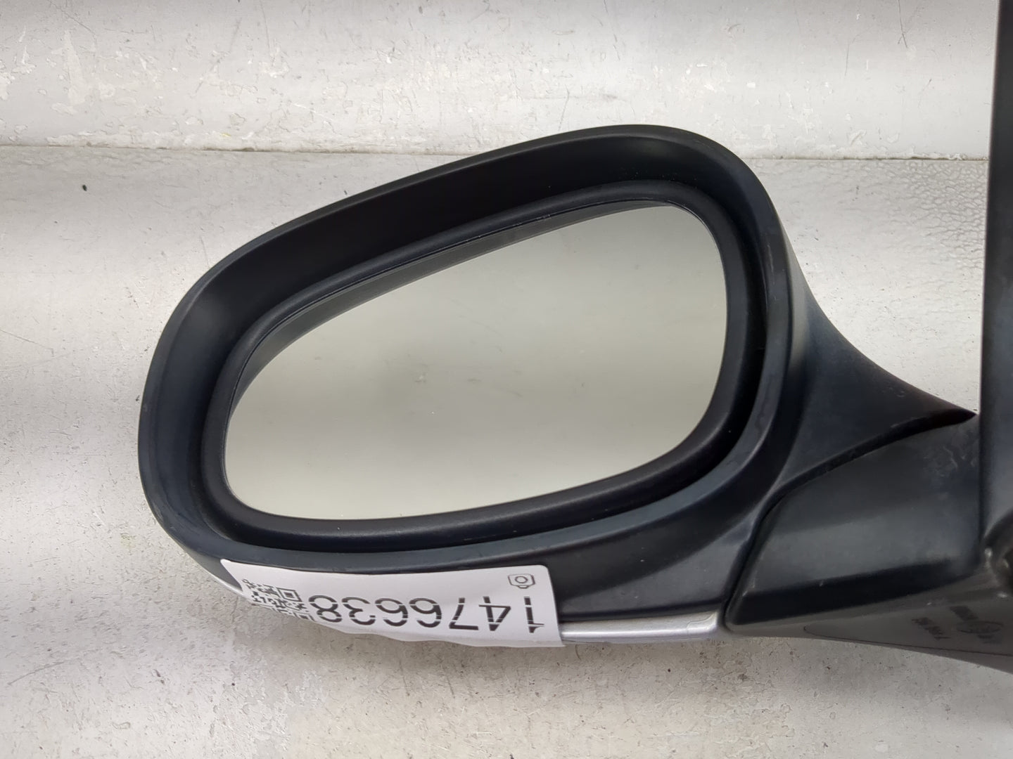 2010-2013 Bmw 335 Driver Side View Mirror - Left Door Mirror OEM Used - Oemusedautoparts1.com