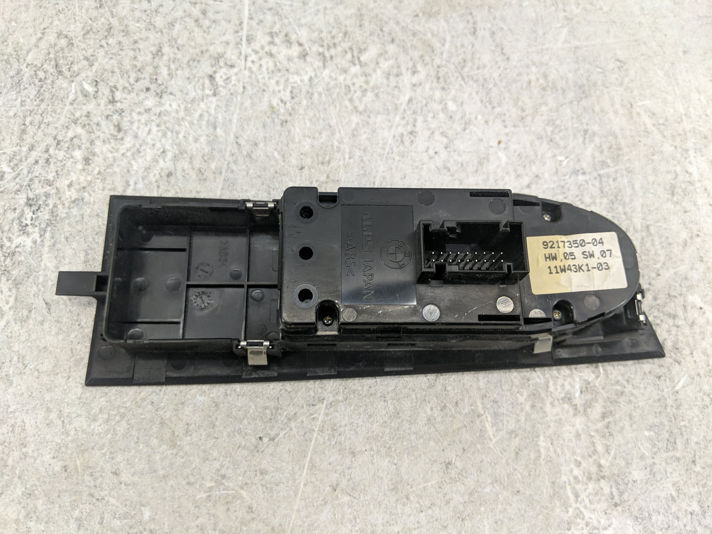 2007-2013 Bmw 335 Master Power Window Switch Replacement Driver Side Left P/N:9217350-04 Fits OEM Used Auto Parts - Oemuseda