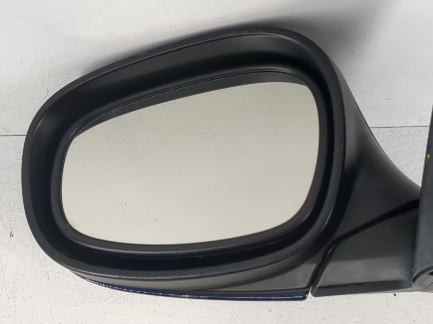2010-2013 Bmw 335i Driver Side View Mirror - Left Door Mirror OEM Used - Oemusedautoparts1.com