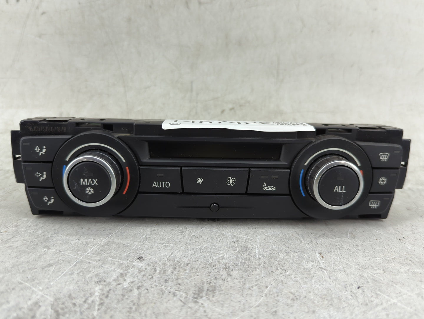 2011-2013 Bmw 335i Climate Control Module Temperature AC/Heater Replacement P/N:9263305-01 Fits Fits 2011 2012 2013 OEM Used