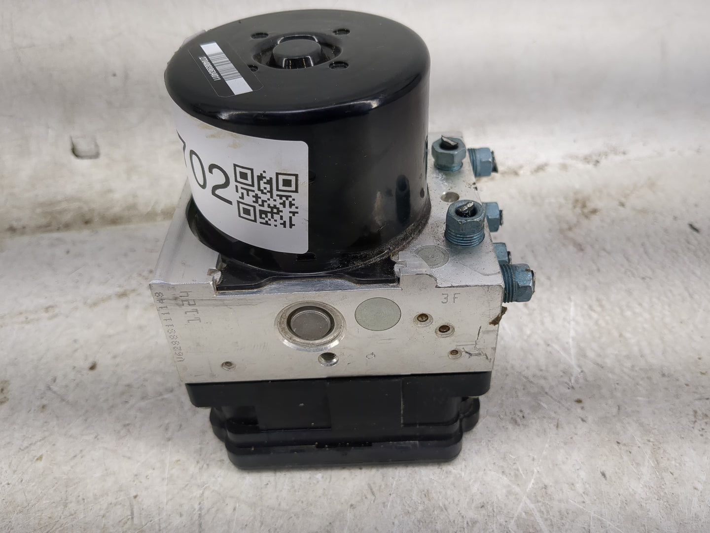 2009-2013 Bmw 335i ABS Pump Control Module Replacement P/N:3451-6789303-02 Fits Fits 2009 2010 2011 2012 2013 OEM Used Auto 