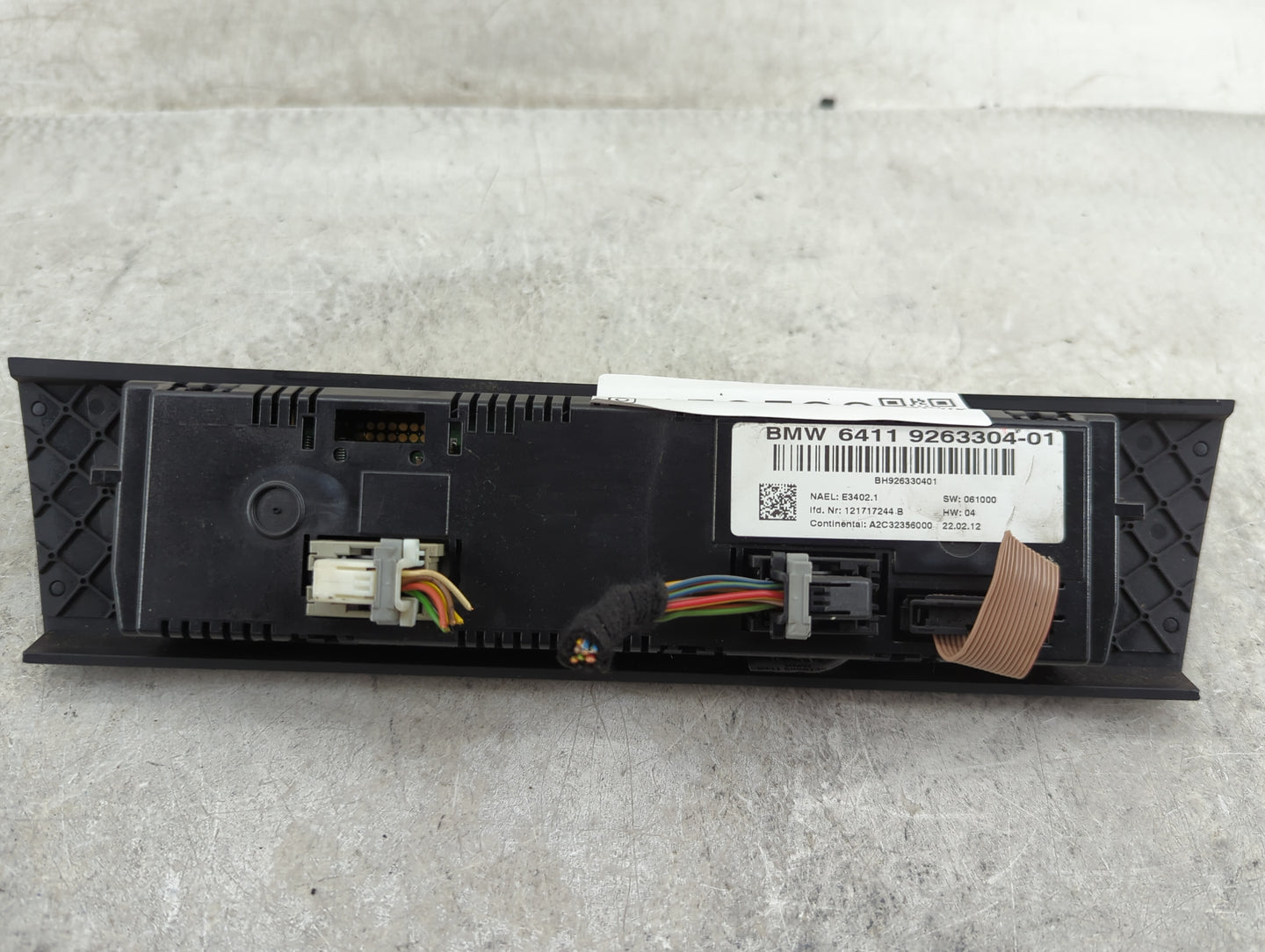 2011-2013 Bmw 335i Climate Control Module Temperature AC/Heater Replacement P/N:9263304-01 Fits Fits 2011 2012 2013 OEM Used