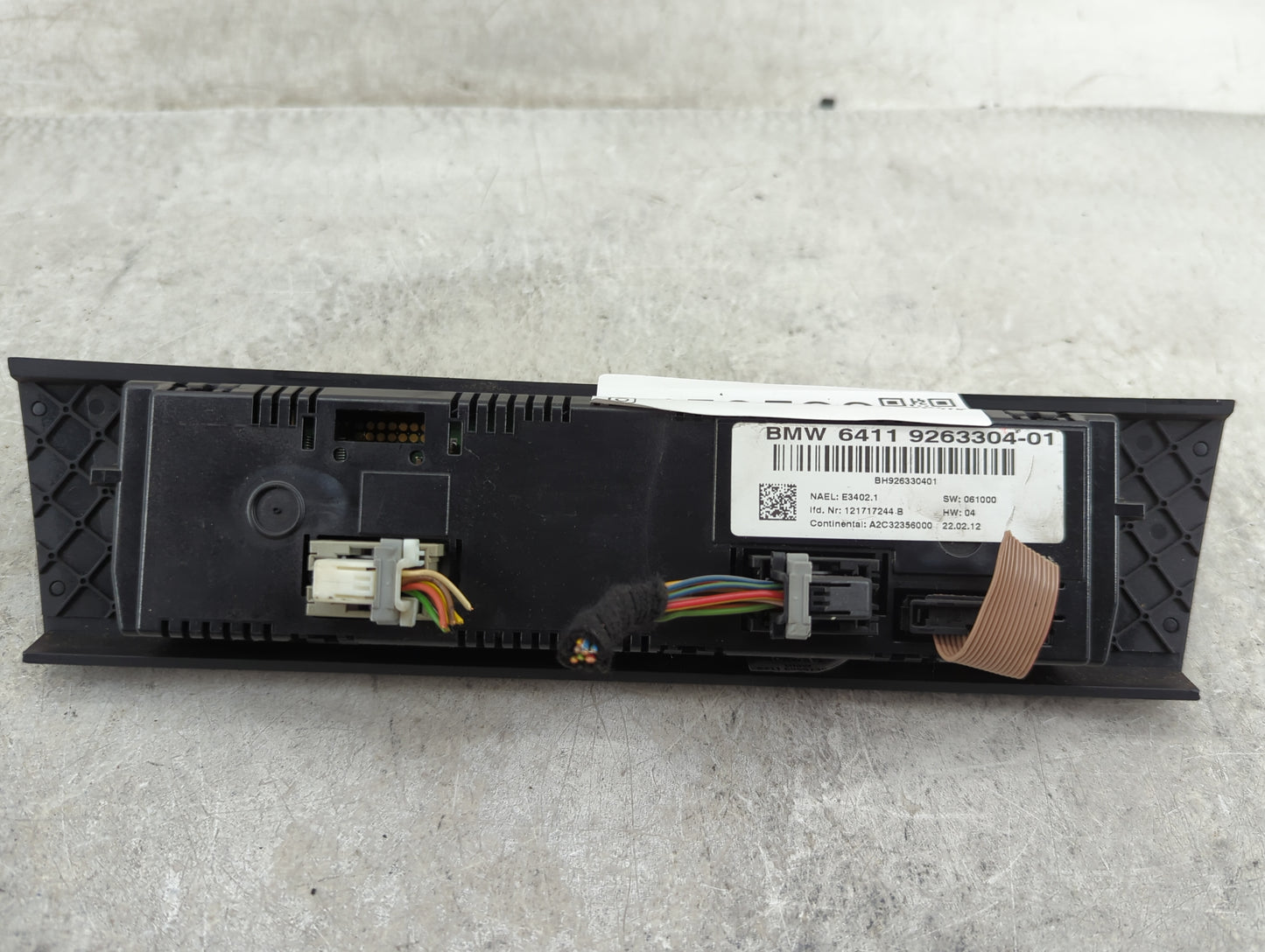 2011-2013 Bmw 335i Climate Control Module Temperature AC/Heater Replacement P/N:9263304-01 Fits Fits 2011 2012 2013 OEM Used
