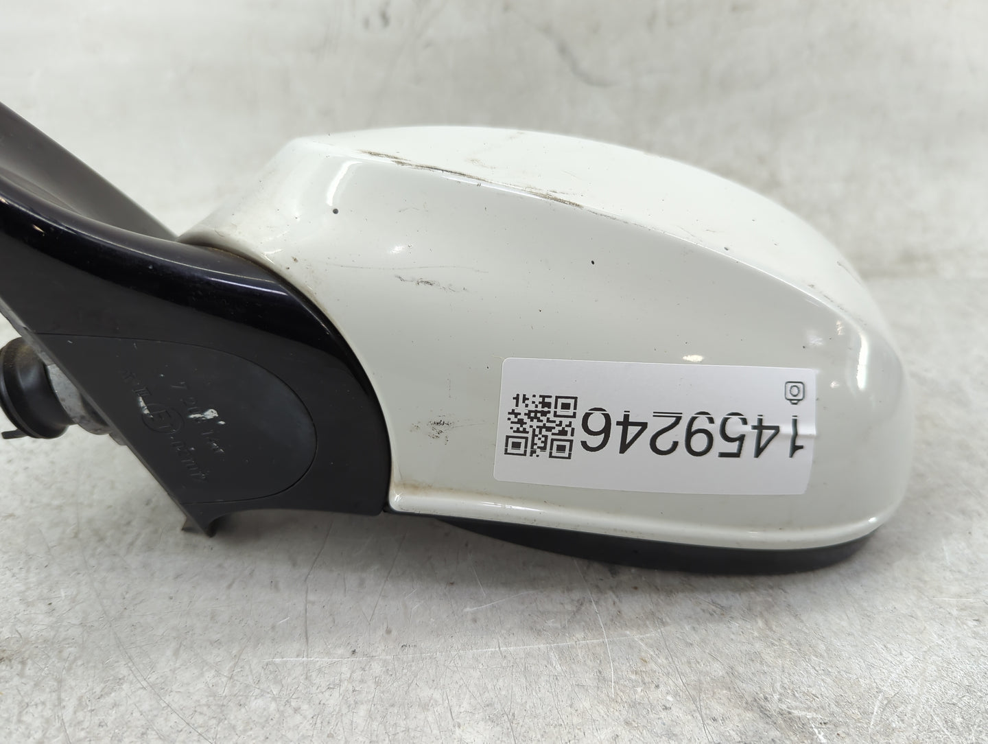 2010-2013 Bmw 335i Driver Side View Mirror - Left Door Mirror OEM Used - Oemusedautoparts1.com