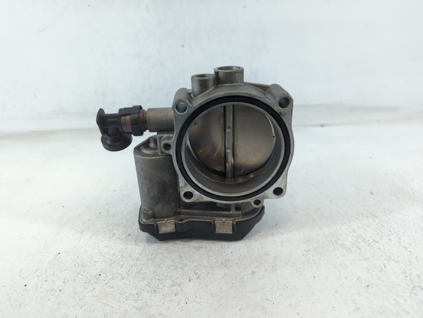 2011-2015 Bmw 335i Throttle Body P/N:1354 7597871-01 Fits Fits 2010 2011 2012 2013 2014 2015 2016 2017 2018 2019 2020 OEM Us