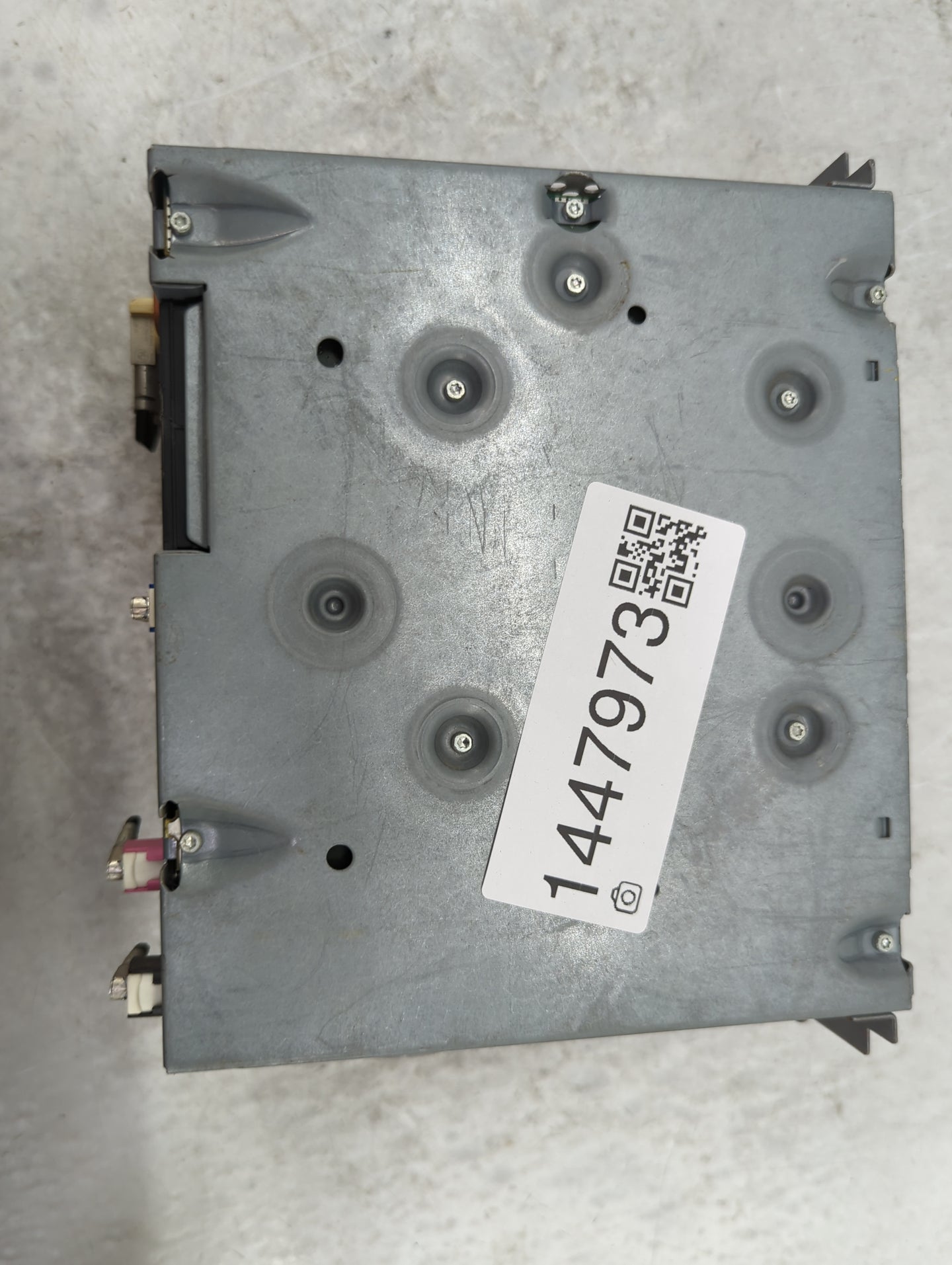 2011-2012 Bmw 528 Radio AM FM Cd Player Receiver Replacement P/N:9274571 9581, 100383-00, HB9581 Fits Fits 2011 2012 OEM Use
