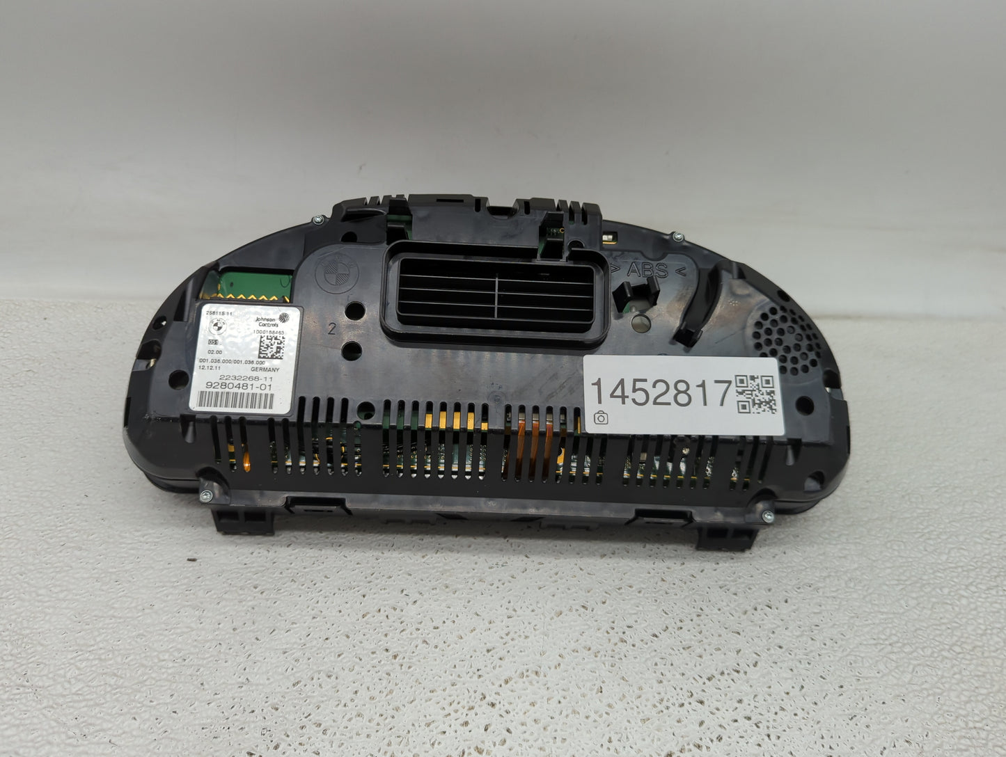 2012-2013 Bmw 528 Instrument Cluster Speedometer Gauges P/N:9280481-01 2232268-11, 258115 11 Fits Fits 2011 2012 2013 OEM Us