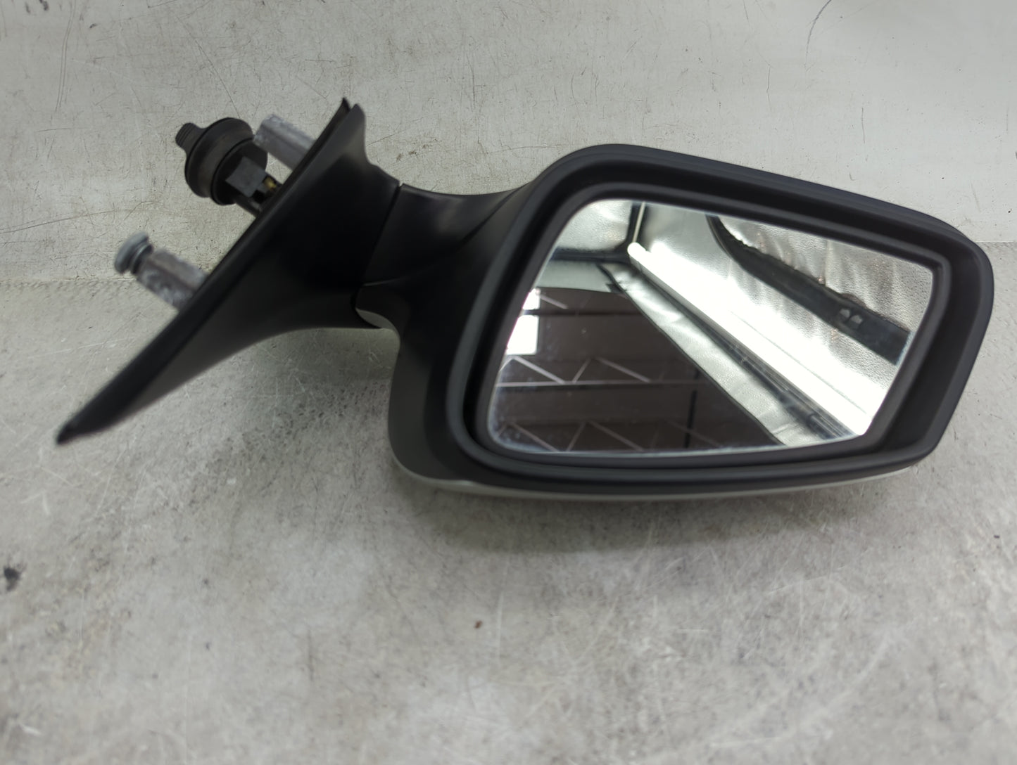 2012-2013 Bmw 528 Driver Side View Mirror - Left Door Mirror OEM Used - Oemusedautoparts1.com