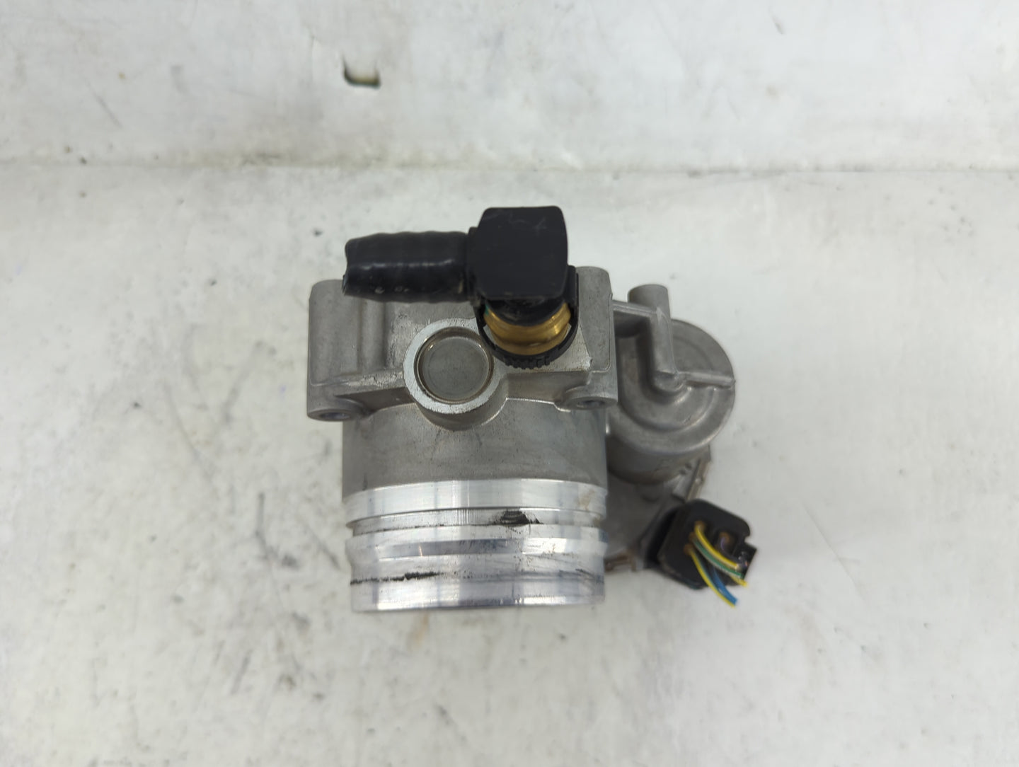 2012-2016 Bmw 528 Throttle Body P/N:1354 7588625-02 A2C53355204 Fits Fits 2012 2013 2014 2015 2016 2017 2018 OEM Used Auto P