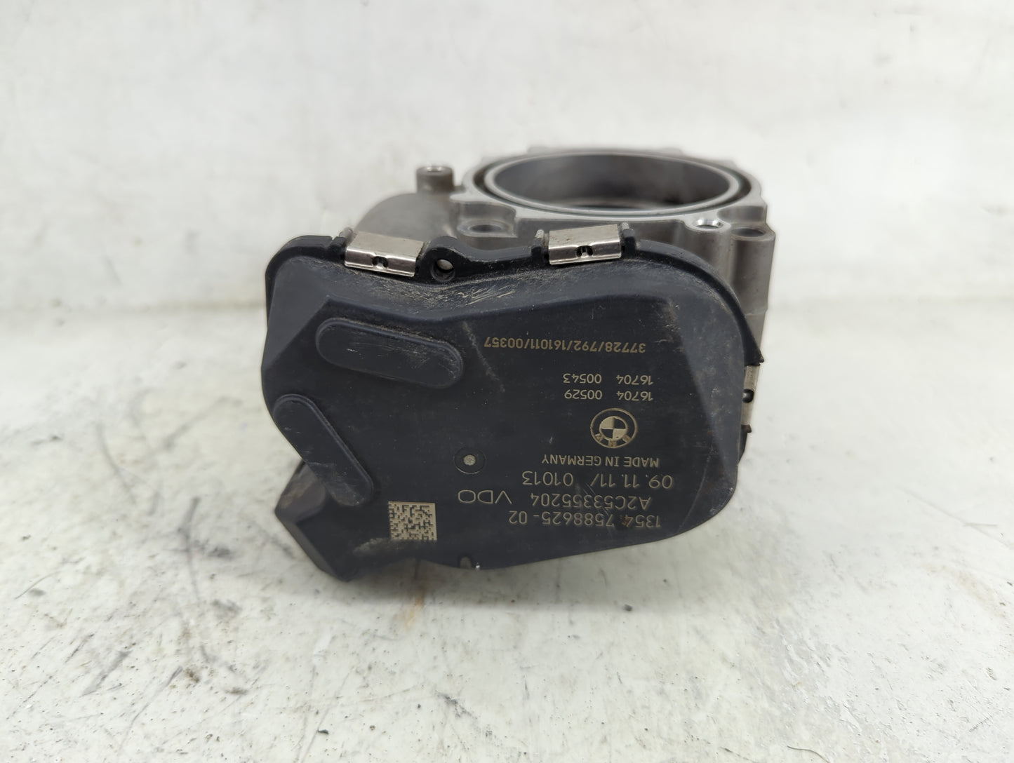 2012-2016 Bmw 528 Throttle Body P/N:1354 7588625-02 A2C53355204 Fits Fits 2012 2013 2014 2015 2016 2017 2018 OEM Used Auto P