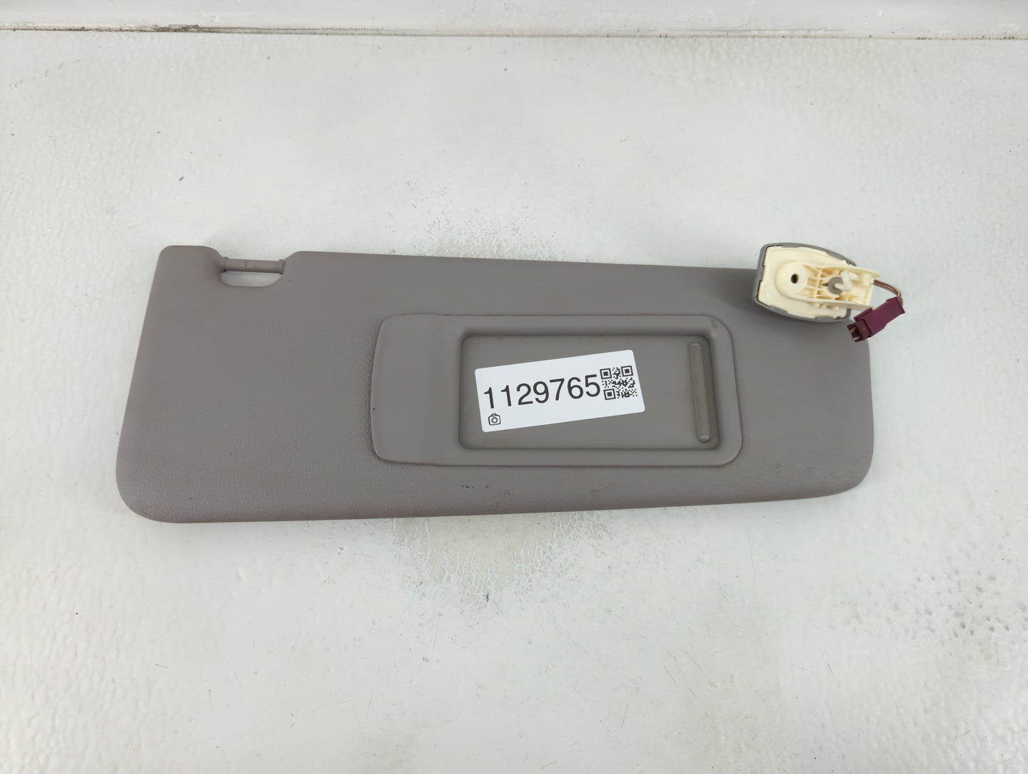 2011-2016 Bmw 528i Sun Visor Shade Replacement Passenger Right Mirror Fits Fits 2010 2011 2012 2013 2014 2015 2016 OEM Used 
