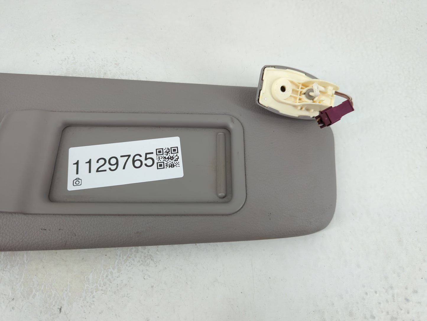 2011-2016 Bmw 528i Sun Visor Shade Replacement Passenger Right Mirror Fits Fits 2010 2011 2012 2013 2014 2015 2016 OEM Used 