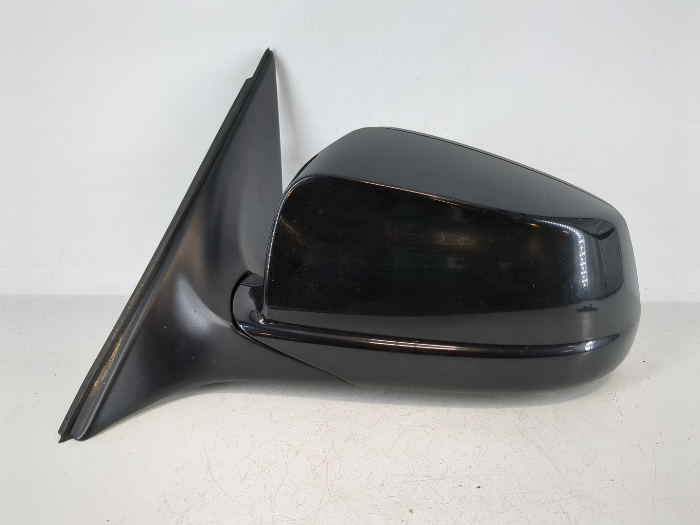 2011-2012 Bmw 528i Driver Side View Mirror - Left Door Mirror OEM Used - Oemusedautoparts1.com