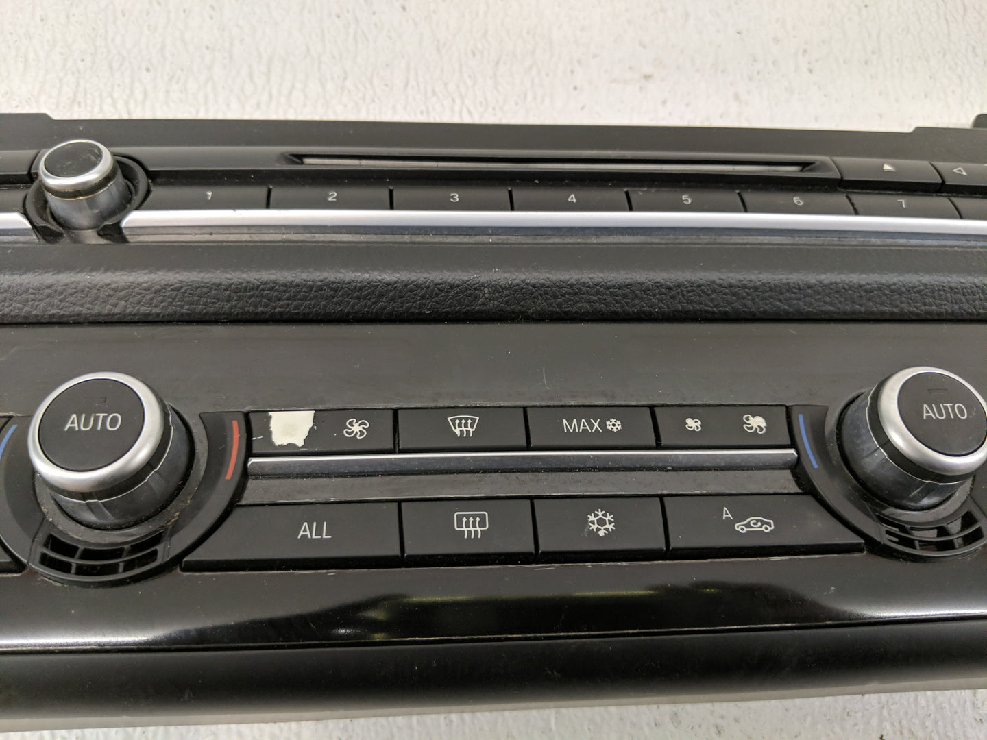 2011-2016 Bmw 528i Climate Control Module Temperature AC/Heater Replacement P/N:9263749-01 9285333-01 Fits OEM Used Auto Par