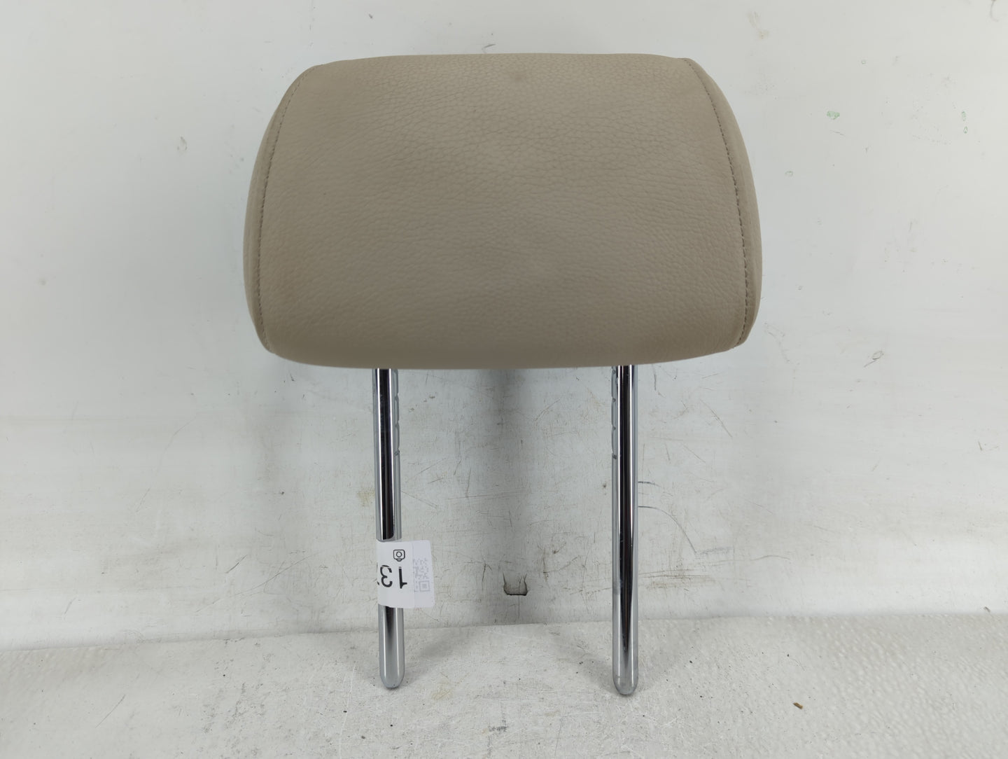 2011-2013 Bmw 528i Headrest Head Rest Rear Seat Fits Fits 2011 2012 2013 OEM Used Auto Parts - Oemusedautoparts1.com