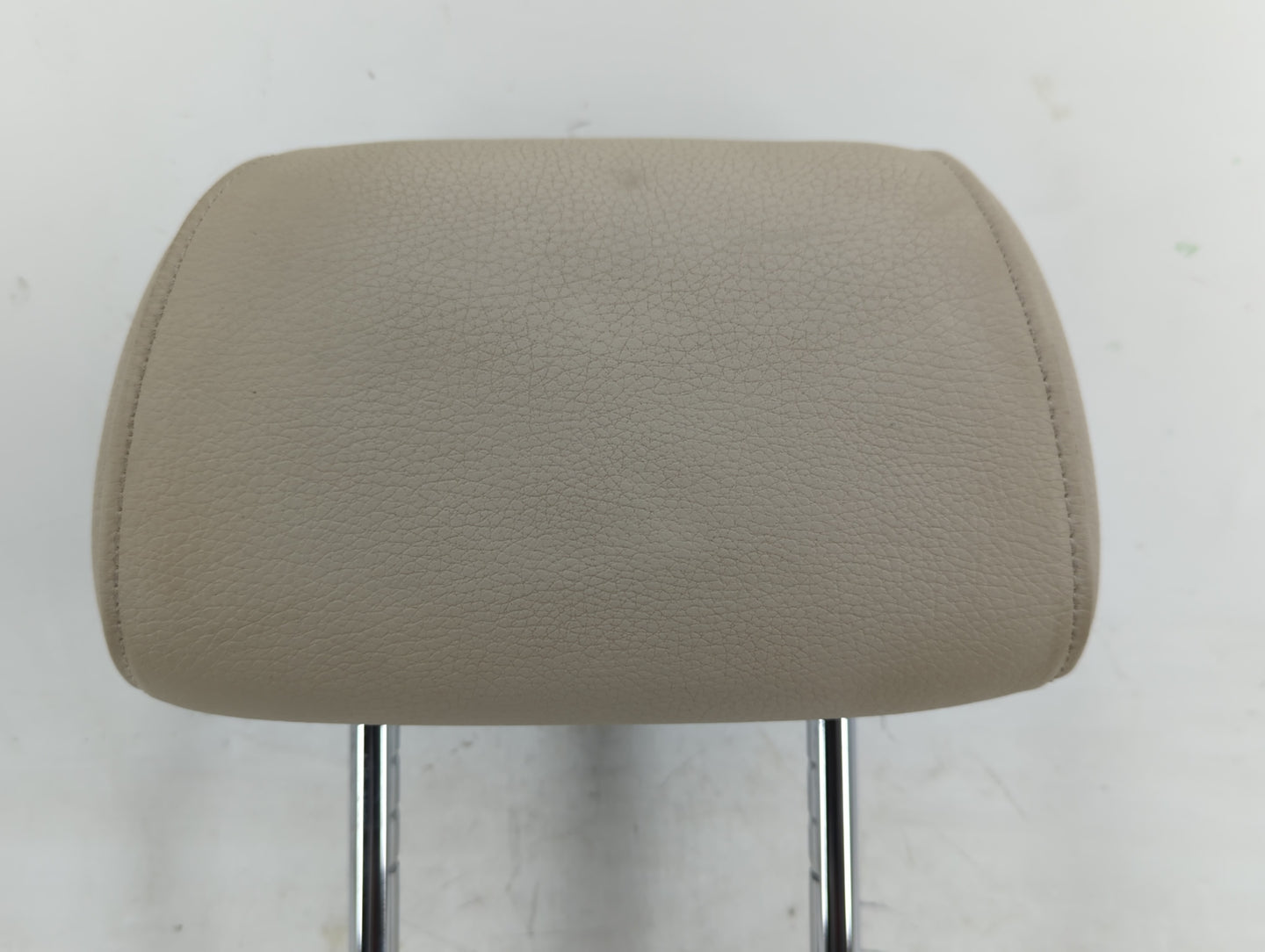 2011-2013 Bmw 528i Headrest Head Rest Rear Seat Fits Fits 2011 2012 2013 OEM Used Auto Parts - Oemusedautoparts1.com