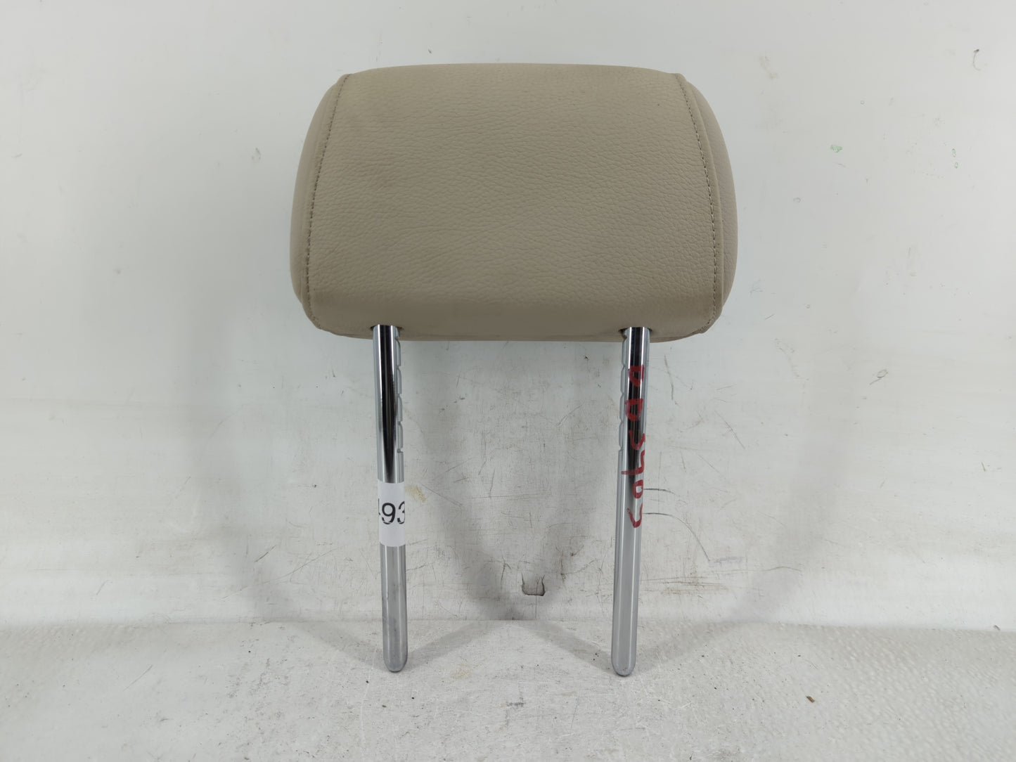 2011-2013 Bmw 528i Headrest Head Rest Rear Center Seat Fits Fits 2011 2012 2013 OEM Used Auto Parts - Oemusedautoparts1.com