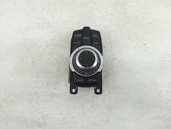 compare product 2012 Bmw 528i Radio AM FM Cd Player Receiver Replacement P/N:9267955-03 65829267955-03, 90120-921/0002 Fits Fits 2014 2015 2016 OEM Used Auto Parts