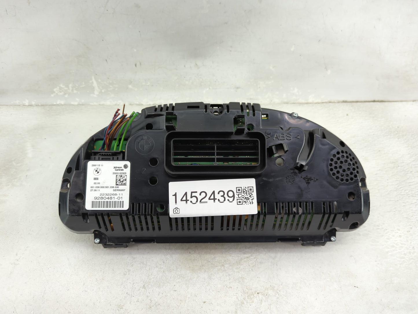 2012-2013 Bmw 528i Instrument Cluster Speedometer Gauges P/N:9280481-01 2232268-11, 25811511 Miles:82K Fits Fits 2011 2012 2