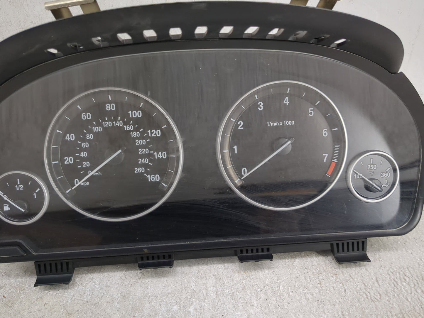 2012-2013 Bmw 528i Instrument Cluster Speedometer Gauges P/N:9285193-01 2358686-04 Miles: Fits Fits 2011 2012 2013 OEM Used 