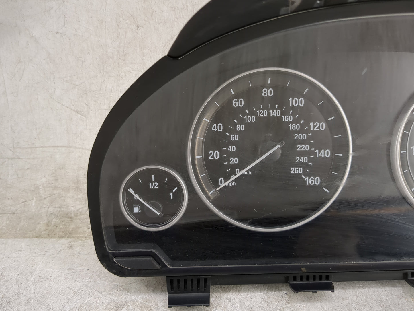 2012-2013 Bmw 528i Instrument Cluster Speedometer Gauges P/N:9285193-01 2358686-04 Miles: Fits Fits 2011 2012 2013 OEM Used 