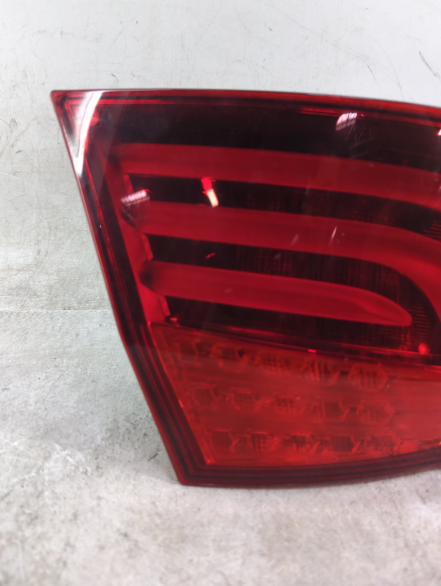 2011-2013 Bmw 528i Tail Light Assembly Driver Left OEM P/N:173462-01 Fits Fits 2011 2012 2013 OEM Used Auto Parts - Oemuseda