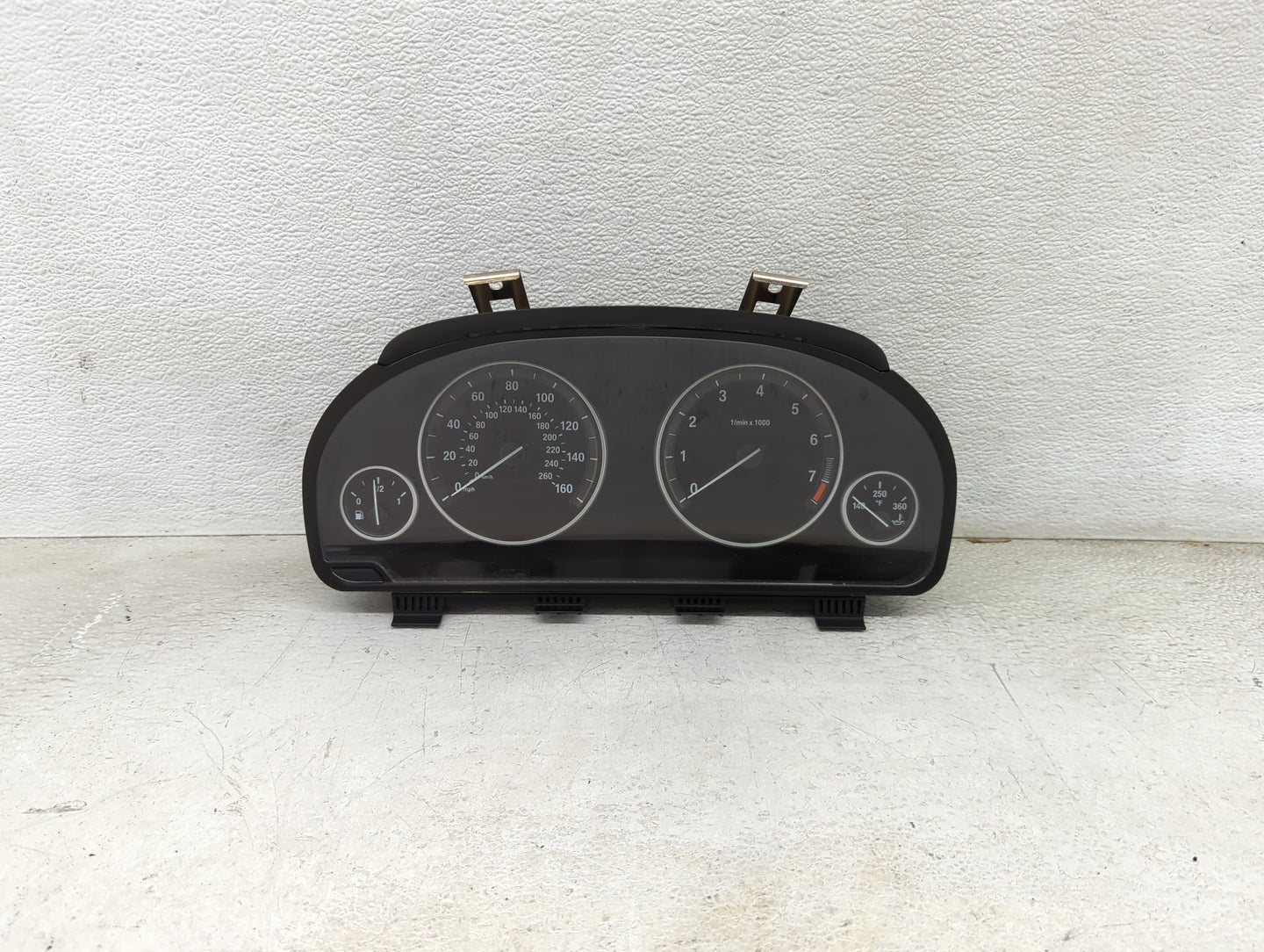 2012-2013 Bmw 528i Instrument Cluster Speedometer Gauges P/N:9280481-01 Miles: Fits Fits 2011 2012 2013 OEM Used Auto Parts 