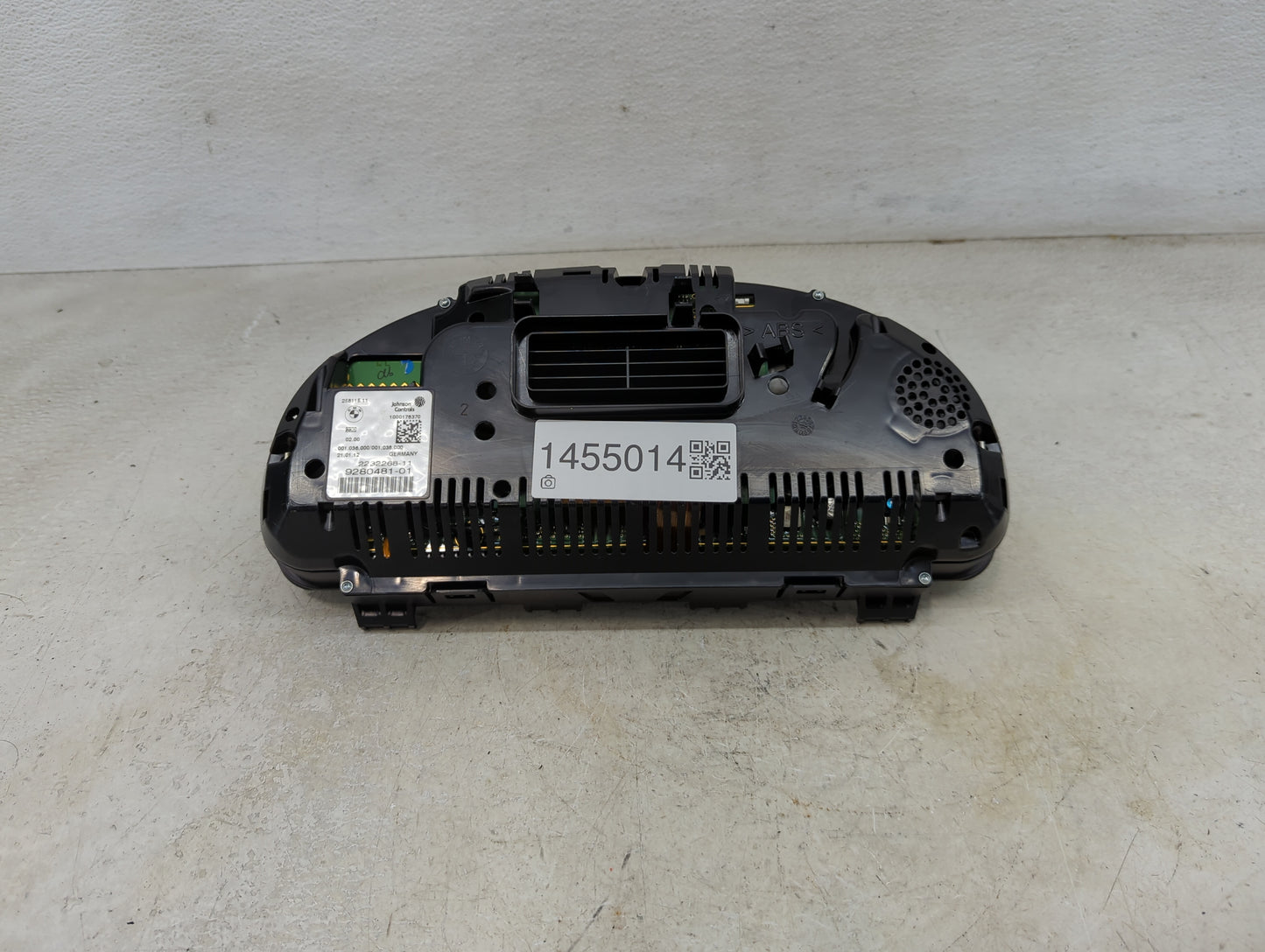 2012-2013 Bmw 528i Instrument Cluster Speedometer Gauges P/N:9280481-01 Miles: Fits Fits 2011 2012 2013 OEM Used Auto Parts 