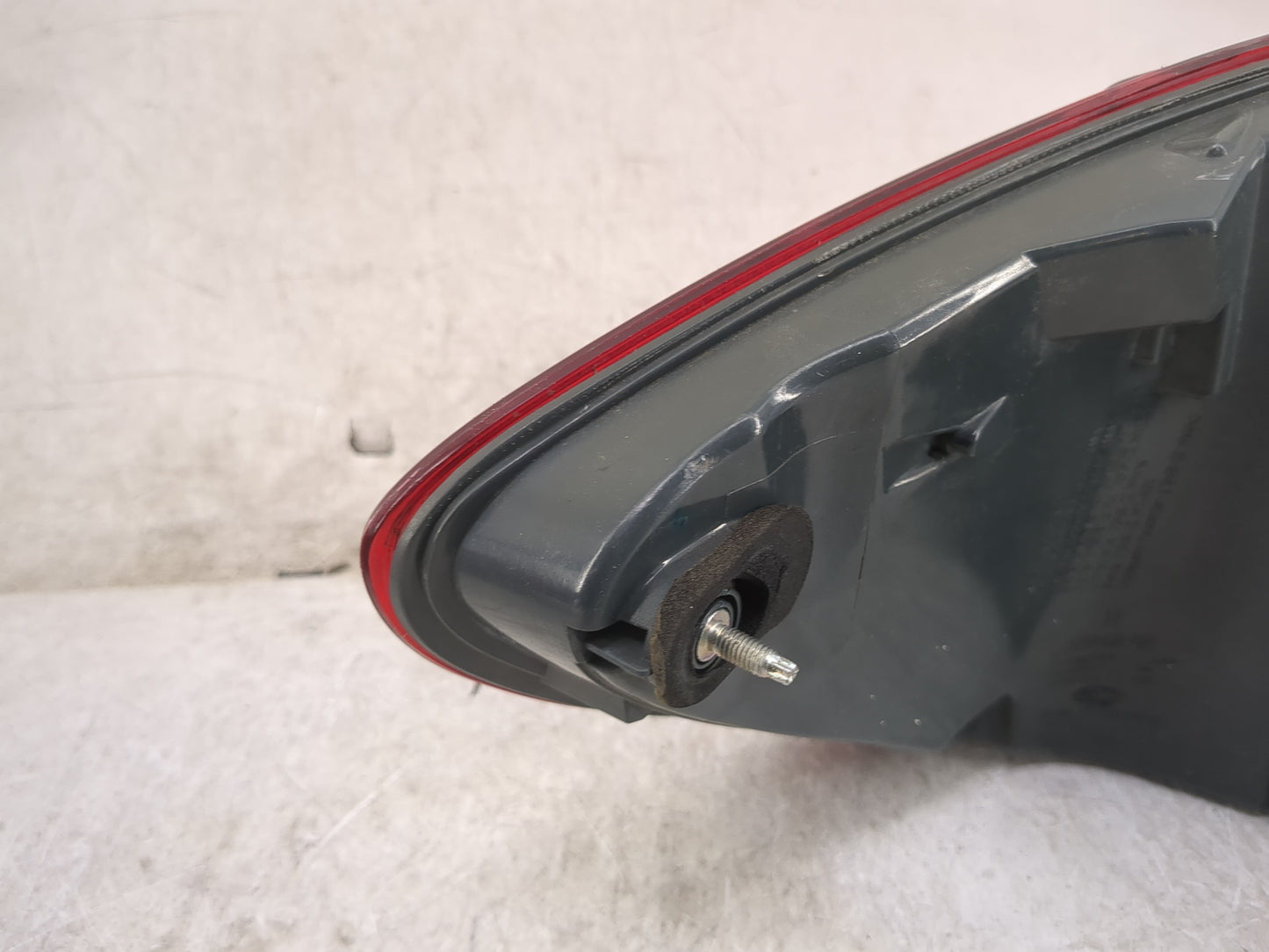 2011-2013 Bmw 528i Tail Light Assembly Passenger Right OEM P/N:173462-02 Fits Fits 2011 2012 2013 OEM Used Auto Parts - Oemu