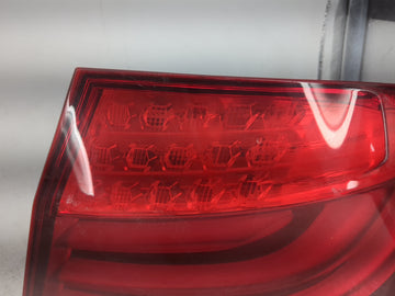 2011-2013 Bmw 528i Tail Light Assembly Passenger Right OEM P/N:173462-02 Fits Fits 2011 2012 2013 OEM Used Auto Parts