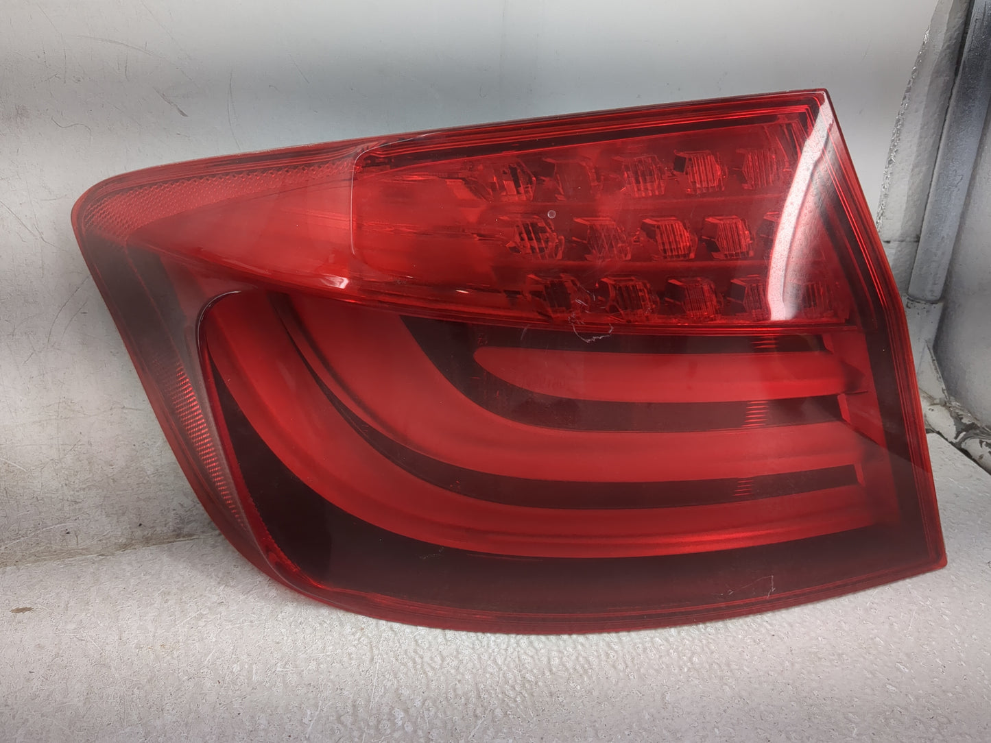 2011-2013 Bmw 528i Tail Light Assembly Driver Left OEM P/N:173462-01 Fits Fits 2011 2012 2013 OEM Used Auto Parts - Oemuseda