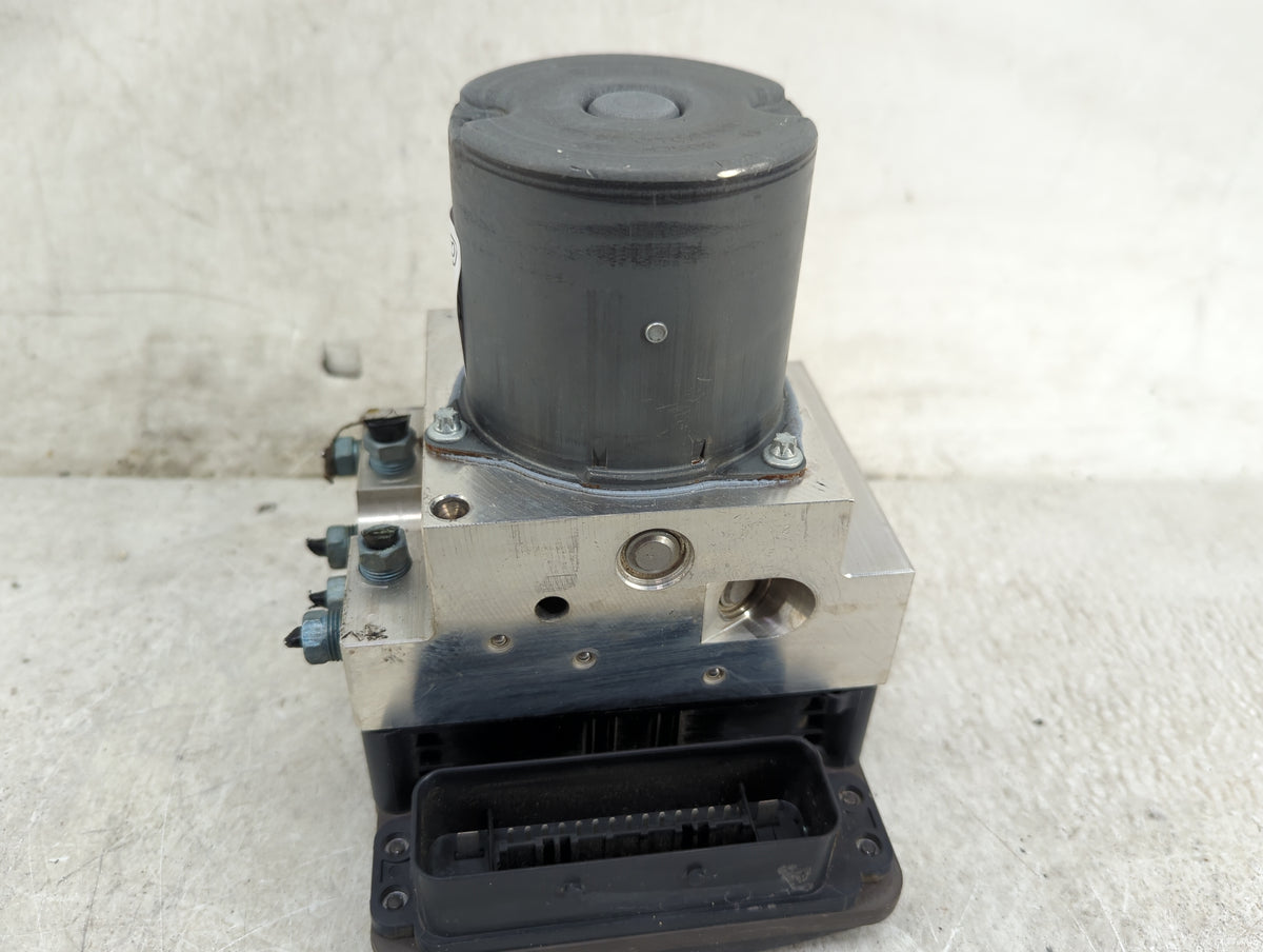 2011-2012 Bmw 528i Anti-Lock Brake ABS Pump Module Actuator OEM P/N:0265250542 34516785442-03, 10213510 Fits Fits 2011 2012 