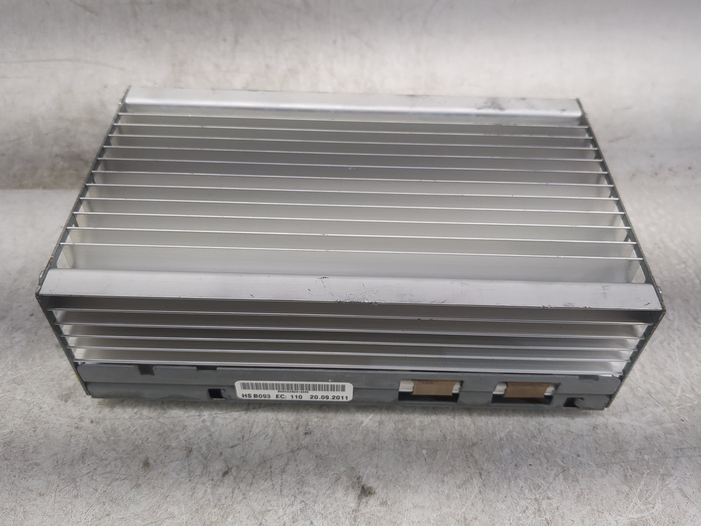 2012 Bmw 528i Radio Speaker Amplifier 9241334|be B093|100991-14 - Oemusedautoparts1.com
