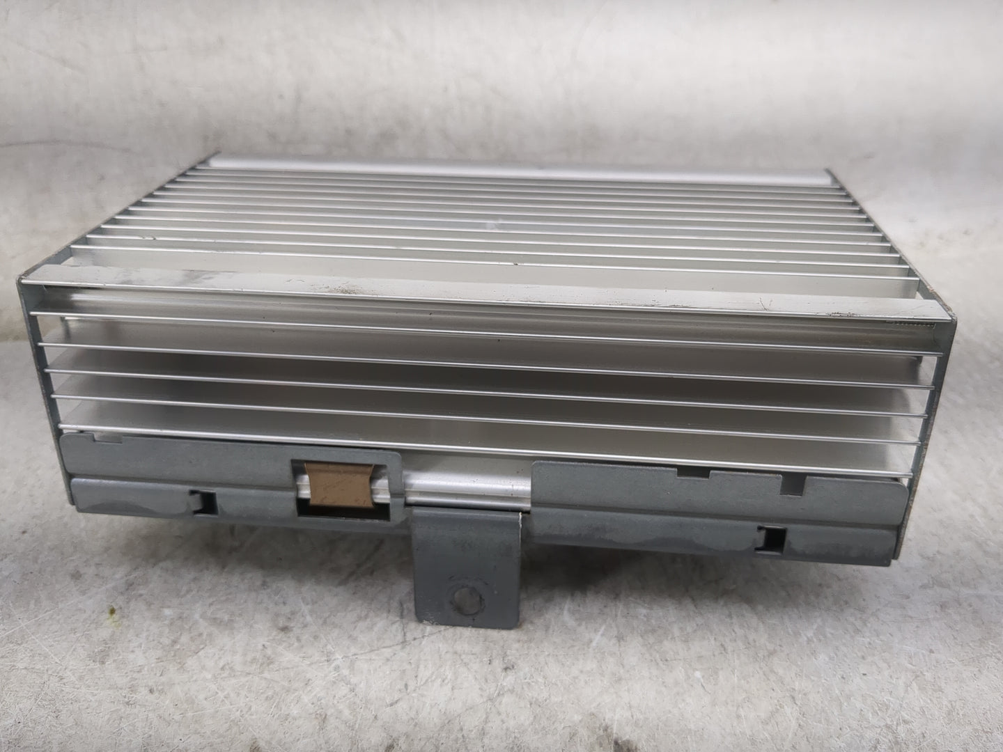 2012 Bmw 528i Radio Speaker Amplifier 9241334|be B093|100991-14 - Oemusedautoparts1.com