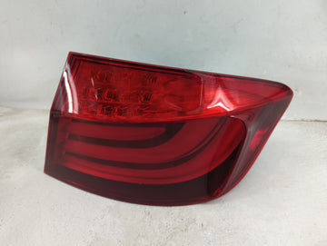 2011-2013 Bmw 528i Tail Light Assembly Passenger Right OEM P/N:173462-02 Fits Fits 2011 2012 2013 OEM Used Auto Parts - Oemu