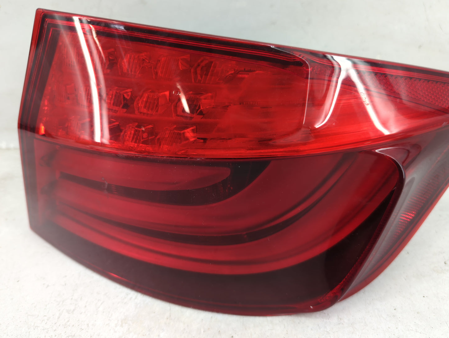 2011-2013 Bmw 528i Tail Light Assembly Passenger Right OEM P/N:173462-02 Fits Fits 2011 2012 2013 OEM Used Auto Parts - Oemu