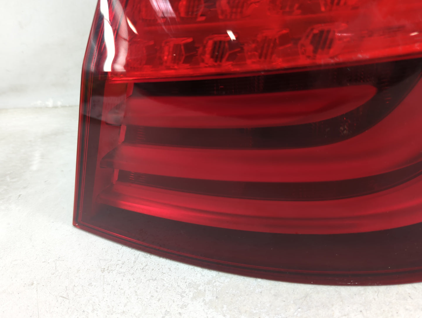 2011-2013 Bmw 528i Tail Light Assembly Passenger Right OEM P/N:173462-02 Fits Fits 2011 2012 2013 OEM Used Auto Parts - Oemu