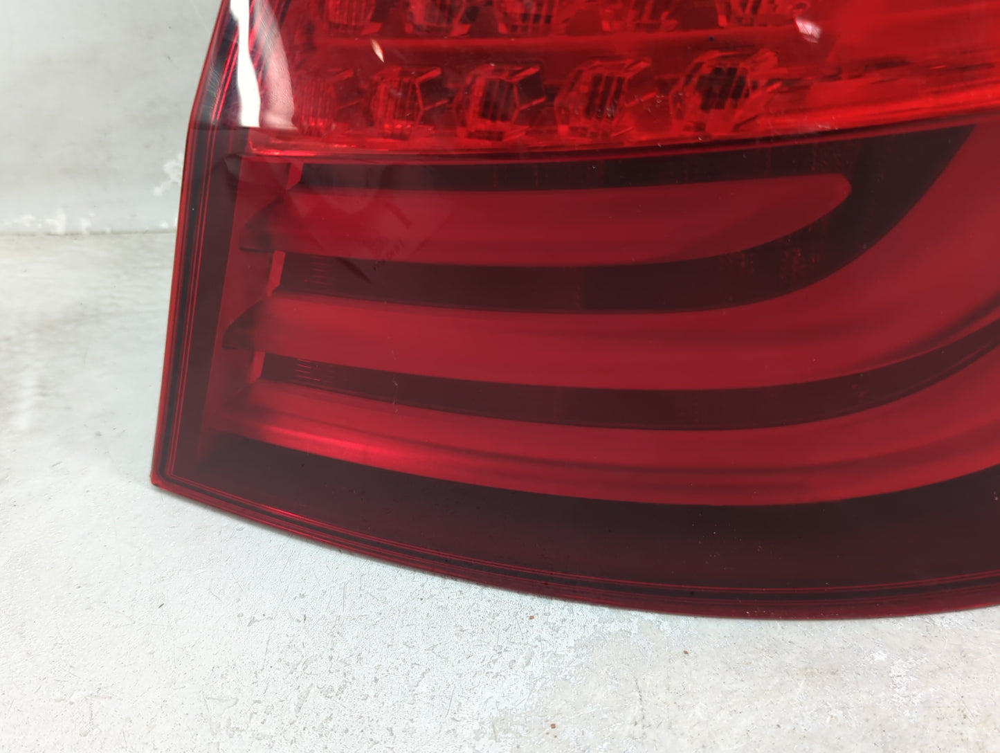 2011-2013 Bmw 528i Tail Light Assembly Passenger Right OEM P/N:173462-02 Fits Fits 2011 2012 2013 OEM Used Auto Parts - Oemu