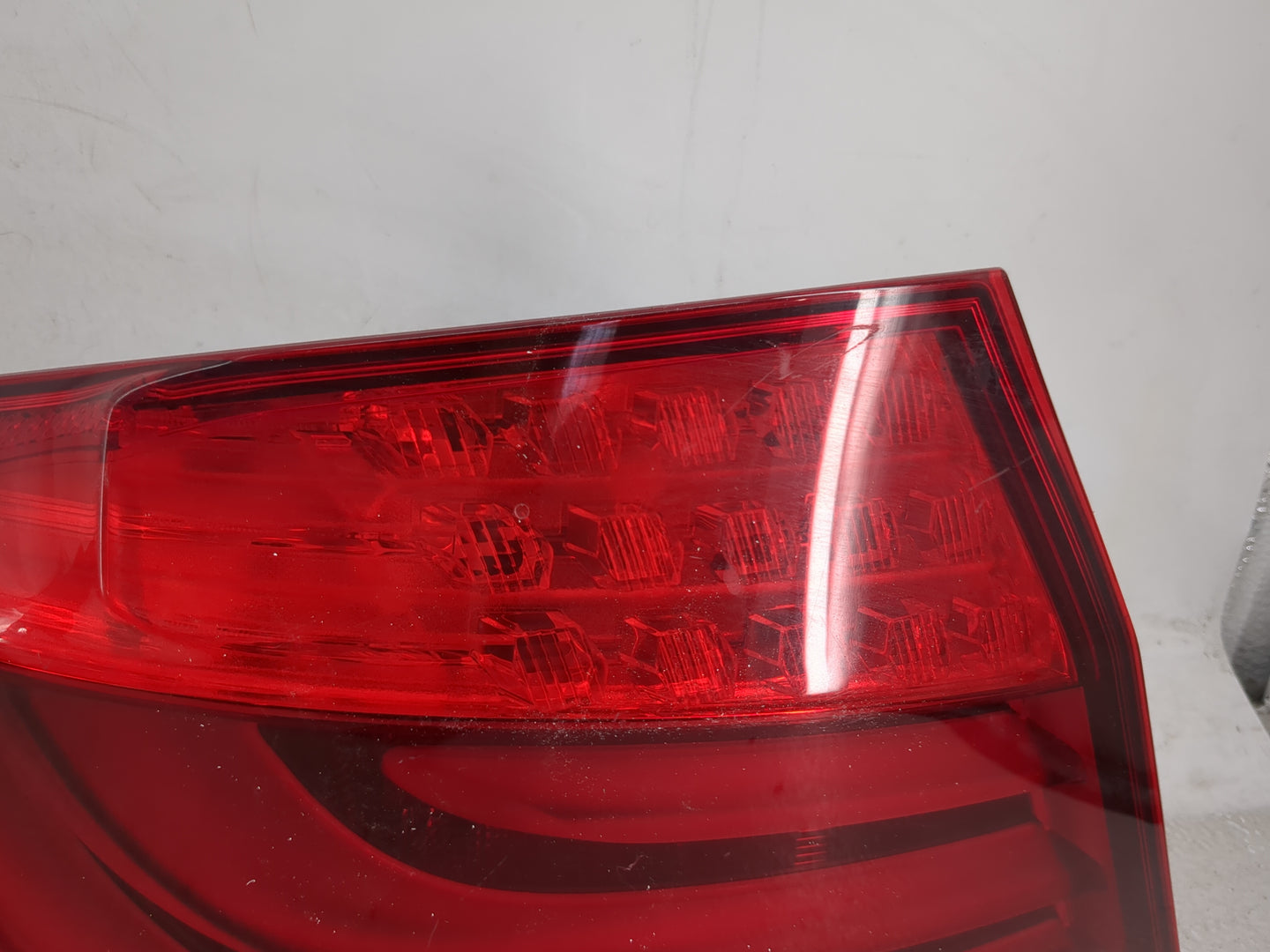 2011-2013 Bmw 528i Tail Light Assembly Driver Left OEM P/N:173462-01 Fits Fits 2011 2012 2013 OEM Used Auto Parts - Oemuseda