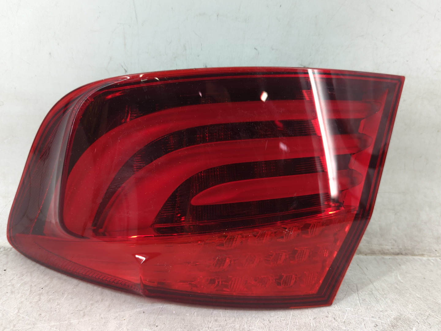 2011-2013 Bmw 528i Tail Light Assembly Passenger Right OEM P/N:173462-02 Fits Fits 2011 2012 2013 OEM Used Auto Parts - Oemu