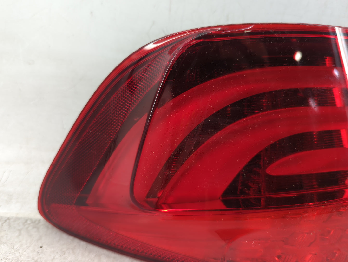 2011-2013 Bmw 528i Tail Light Assembly Passenger Right OEM P/N:173462-02 Fits Fits 2011 2012 2013 OEM Used Auto Parts - Oemu