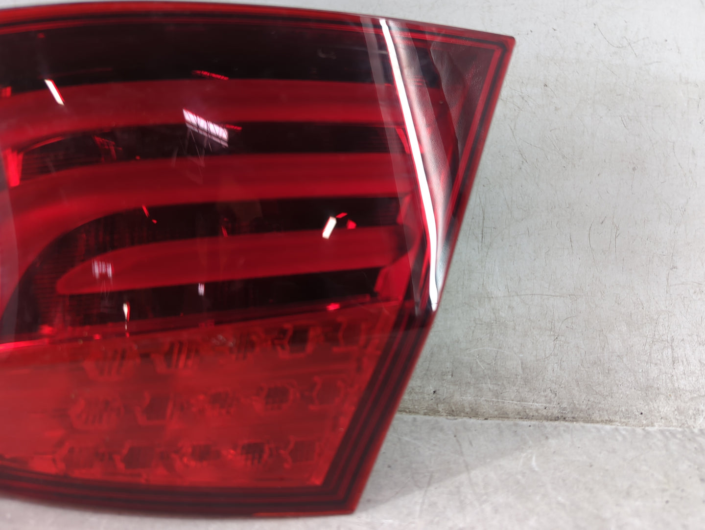 2011-2013 Bmw 528i Tail Light Assembly Passenger Right OEM P/N:173462-02 Fits Fits 2011 2012 2013 OEM Used Auto Parts - Oemu