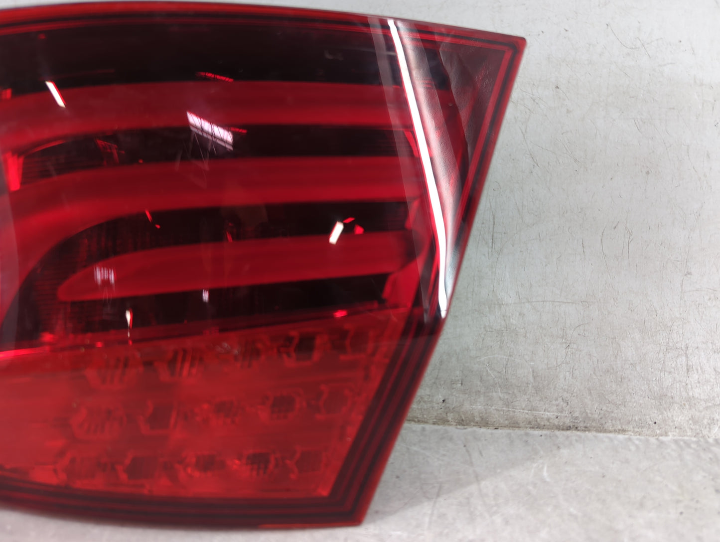 2011-2013 Bmw 528i Tail Light Assembly Passenger Right OEM P/N:173462-02 Fits Fits 2011 2012 2013 OEM Used Auto Parts - Oemu