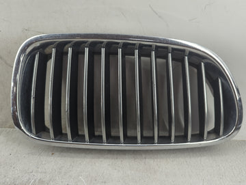 2011-2013 Bmw 528i Front Grille Bumper Not Included 1459610 - Oemusedautoparts1.com