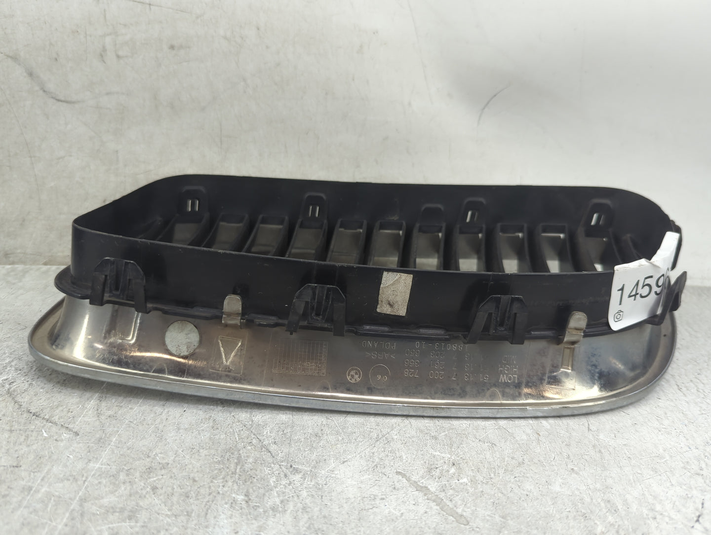 2011-2013 Bmw 528i Front Grille Bumper Not Included 1459610 - Oemusedautoparts1.com