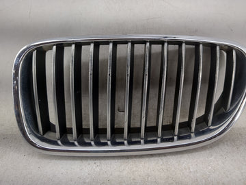 2011-2013 Bmw 528i Front Grille Bumper Not Included 1459872 - Oemusedautoparts1.com