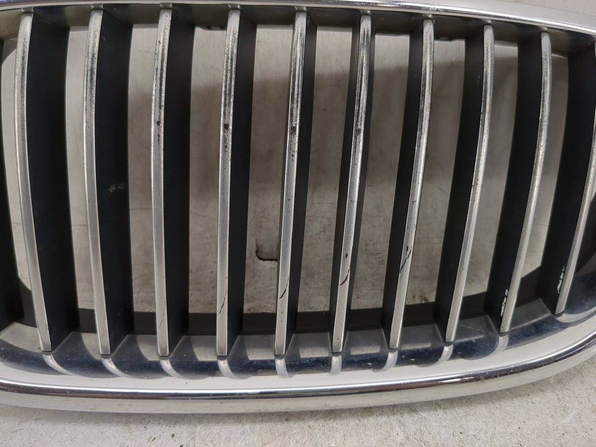 2011-2013 Bmw 528i Front Grille Bumper Not Included 1459872 - Oemusedautoparts1.com