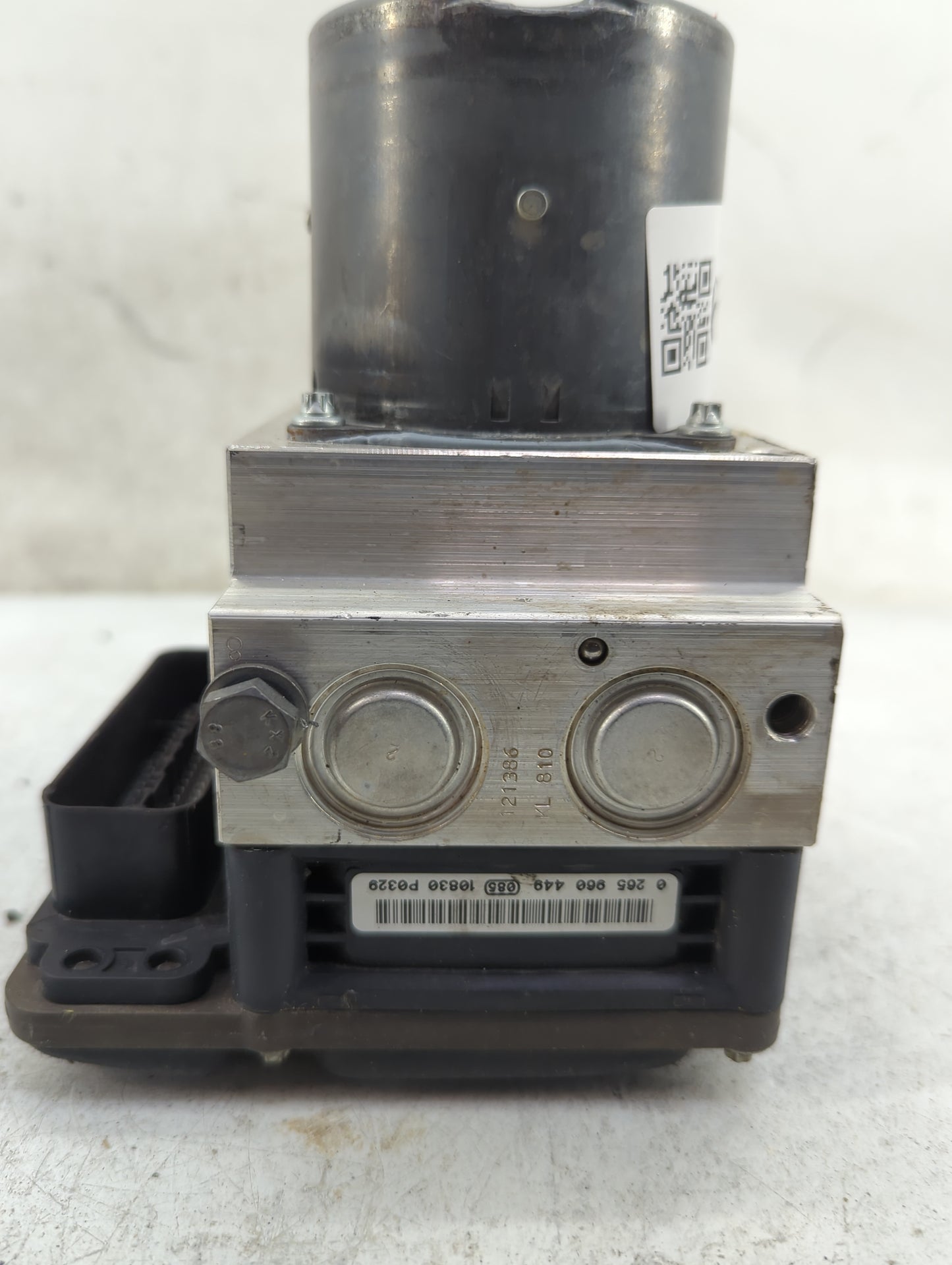 2012 Bmw 528i ABS Pump Control Module Replacement P/N:6852820-01 Fits Fits 2011 OEM Used Auto Parts - Oemusedautoparts1.com